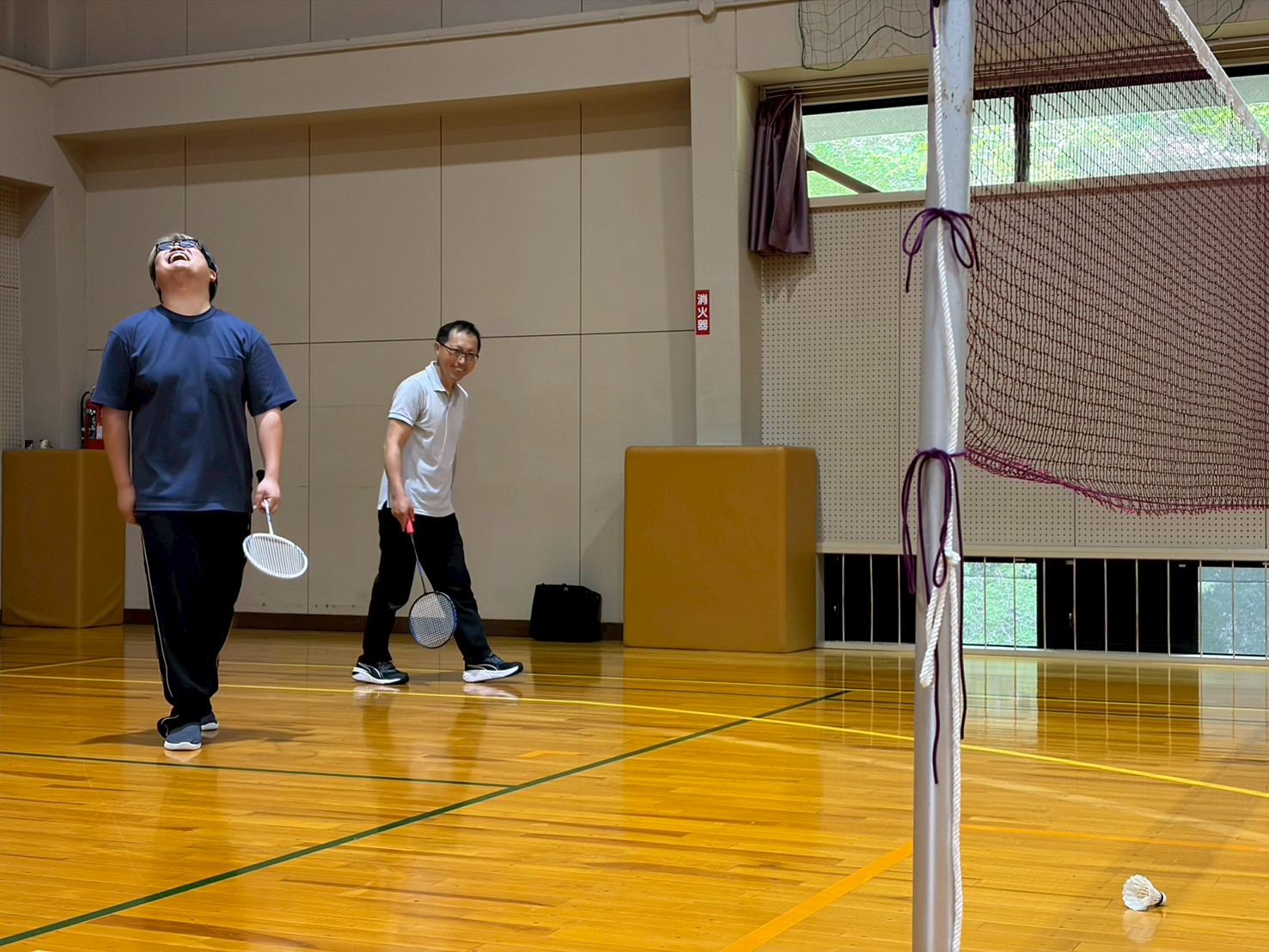バドミントン