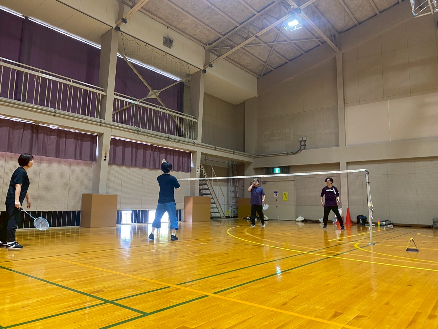 バドミントン