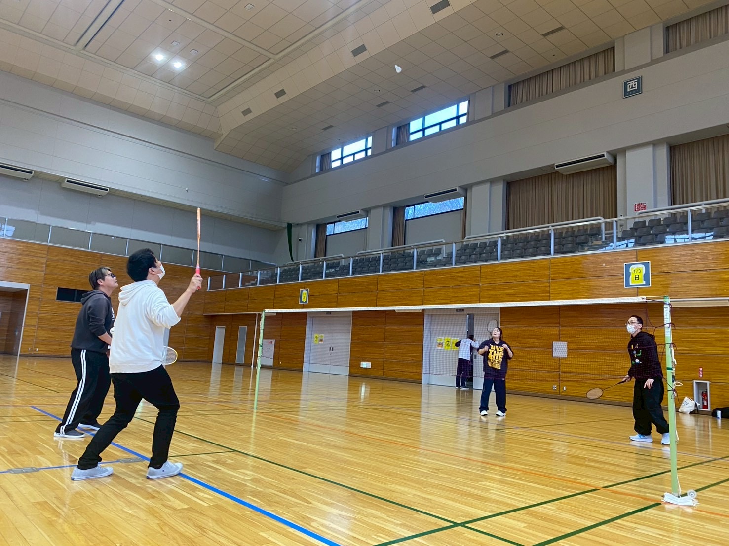バドミントン